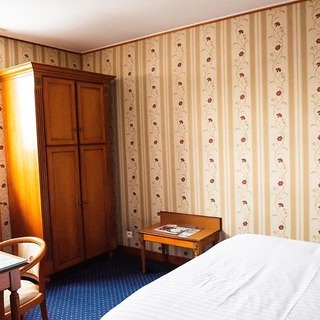 Hotel Jolly Roger Дюнкерк Экстерьер фото