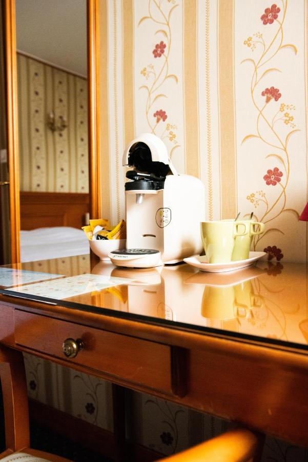 Hotel Jolly Roger Дюнкерк Экстерьер фото