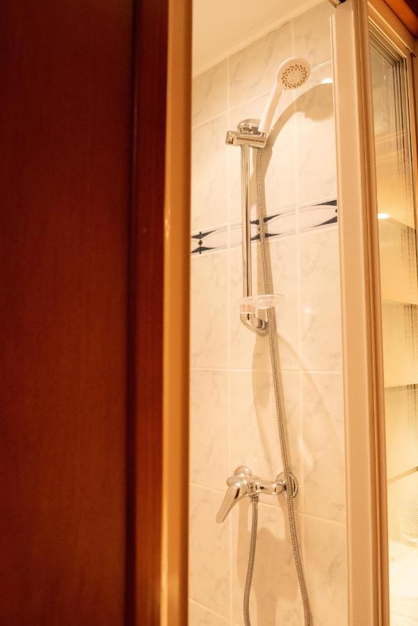 Hotel Jolly Roger Дюнкерк Экстерьер фото